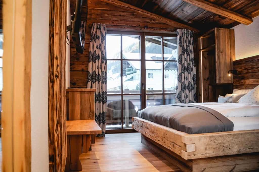 Stadl Chalet Ischgl - a traditional, rustic and spacious accommodation ideal for a family or group vacation
