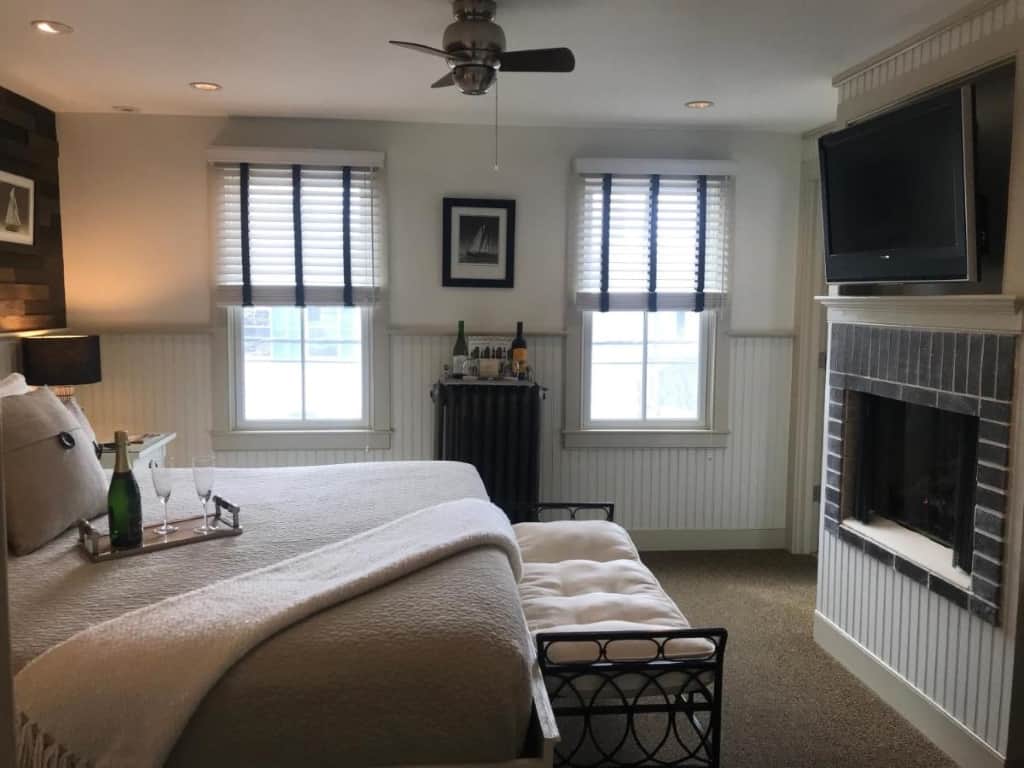 White Porch Inn - a newly renovated, elegant and award-winning accommodation offering guests a European style continental breakfast