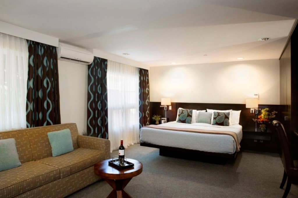Aurora Hotel - a modern, cool and sleek accommodation offering guests a complimentary continental breakfast each morning