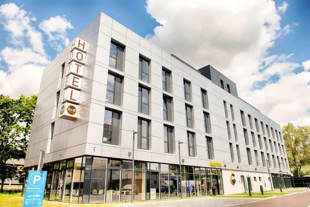 B&B Hotel Stuttgart-Neckarhafen - an affordable and modern hotel1