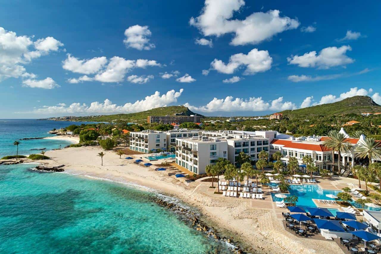Curaçao Marriott Beach Resort - a stylish and elegant Instagrammable resort