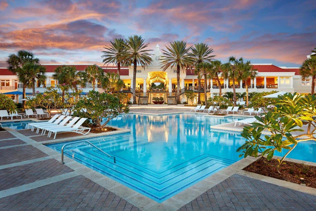 Curaçao Marriott Beach Resort - a stylish and elegant Instagrammable resort1