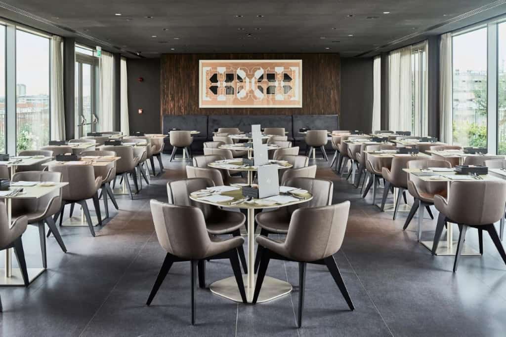 Hotel VIU Milan - a 5-star, lavish and trendy hotel with an Insta-worthy rooftop bar, perfect for Millennial and Gen Zs