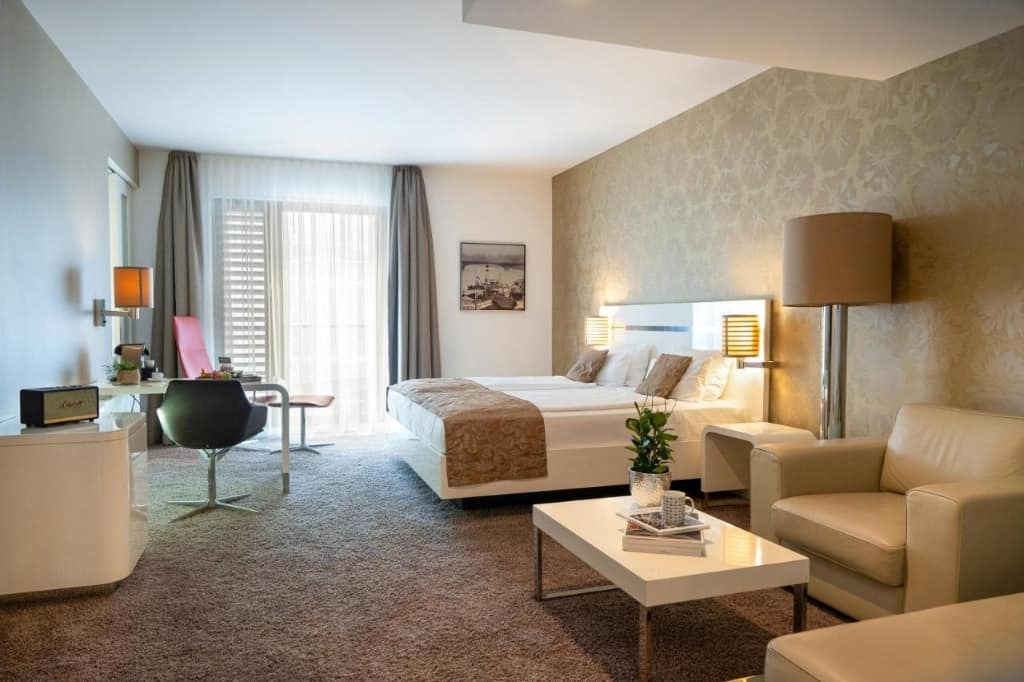 INNSiDE by Meliá Dresden - a stylish, spacious and design hotel where guests can enjoy the luxury of an on-site spa and wellness center