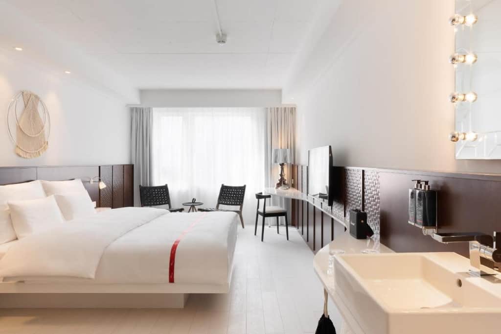 Ruby Claire Hotel Geneva - a cool design accommodation with unique interior décor ideal for a memorable city break