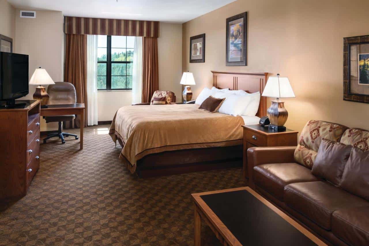 The Lodge at Deadwood - an upscale award-winning lodging, dining, and casino entertainment1