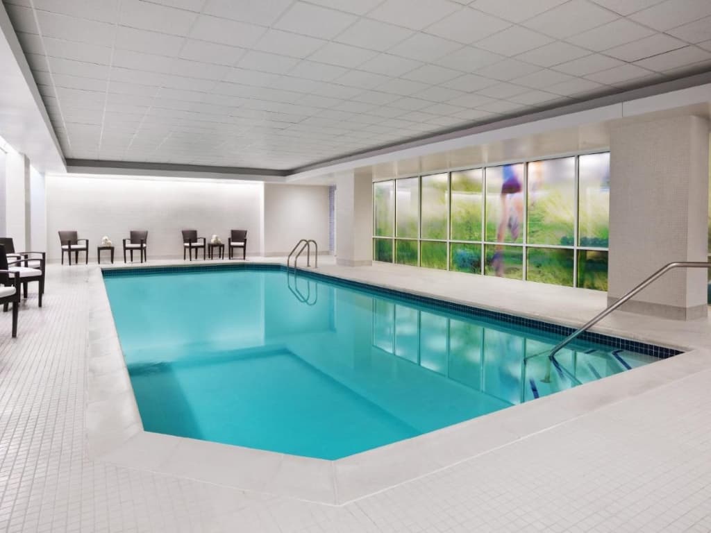 The Westin Annapolis - a modern, lavish and pet-friendly hotel featuring a state-of-the-art fitness center and indoor swimming pool 
