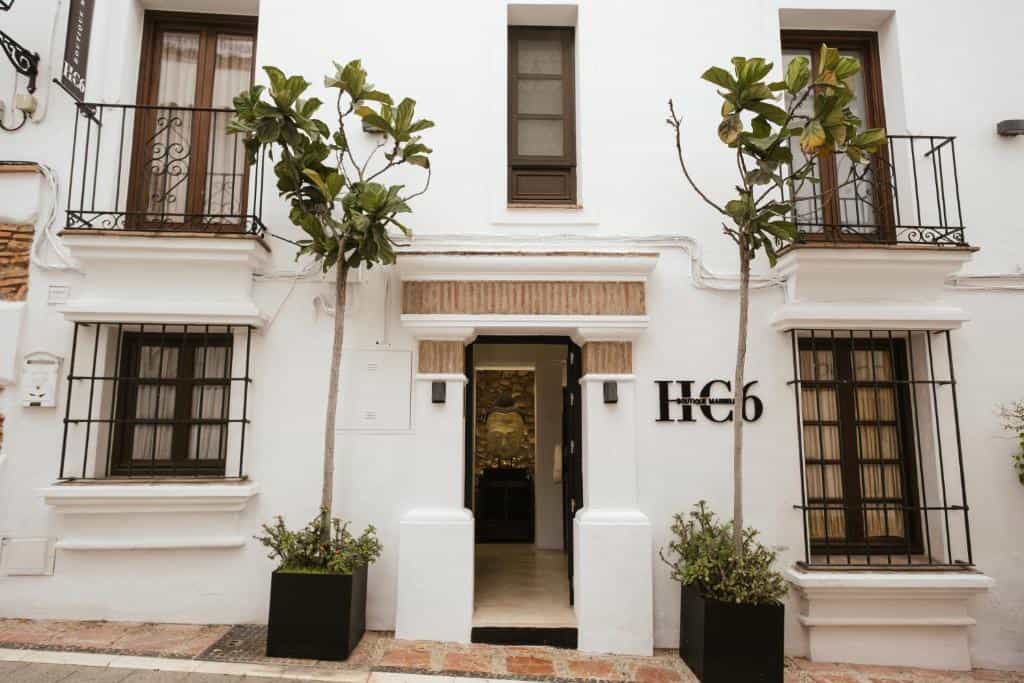An elegant hotel in Marbella