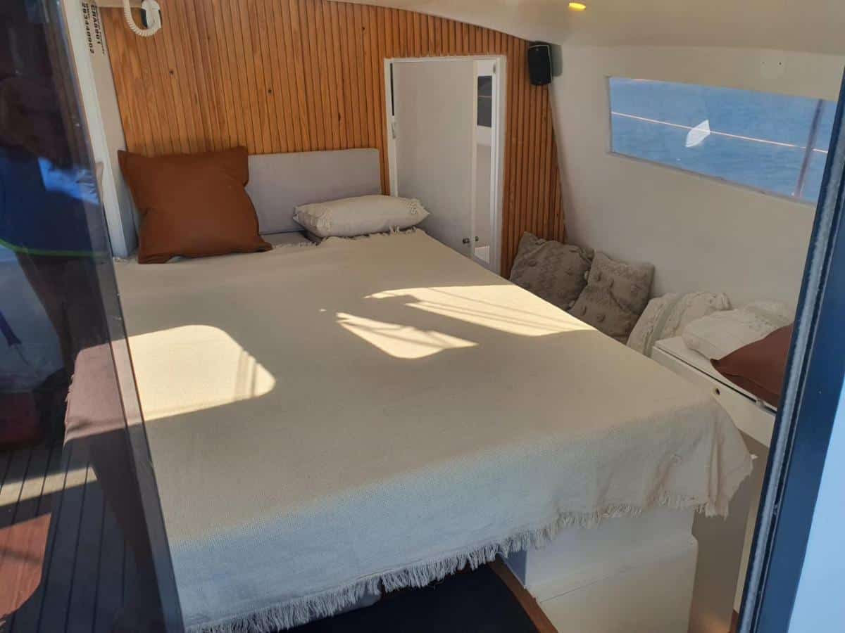 Barco Casa Catamarã SleepandBoat - a cool and unusual accommodation1