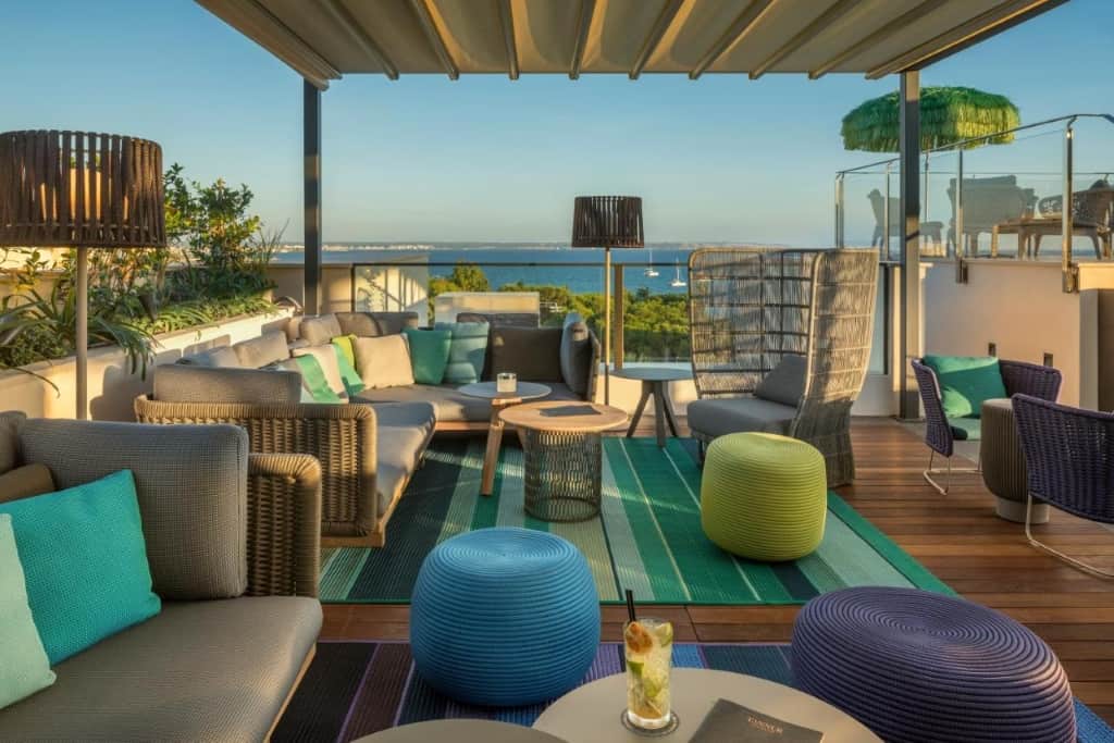 El Llorenc Parc de la Mar - Adults Only (+16) - an upscale, modern and design hotel featuring a rooftop terrace and pool with views of Palma Bay