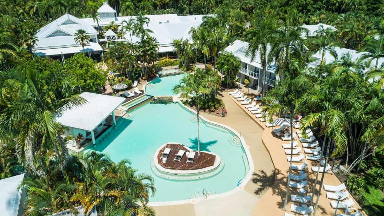 Oaks Port Douglas Resort - a tropical and exotic resort