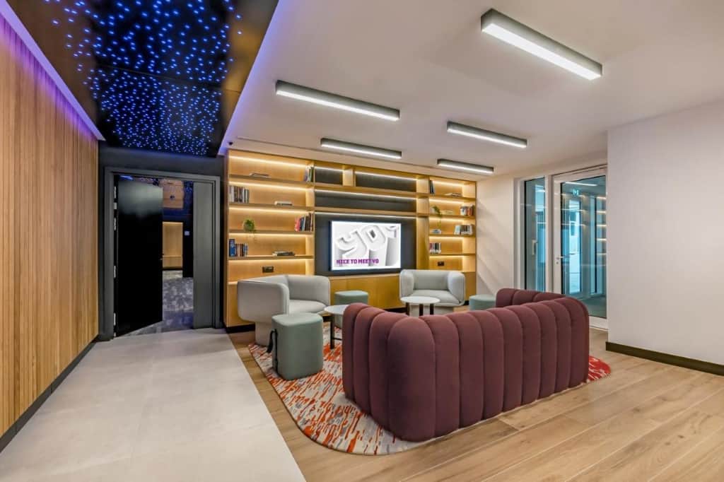 YOTEL Porto - a bright, tech-savvy and modern hotel within walking distance of the local popular attractions 