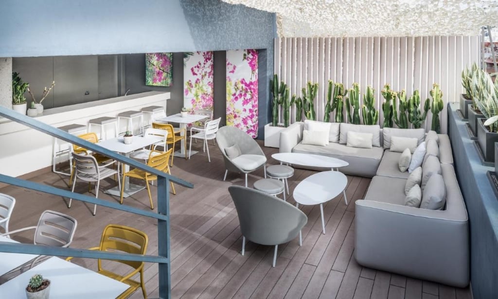 AC Hotel Alicante by Marriott - a trendy, Instagrammable and upscale hotel perfect for Millennials and Gen Zs 