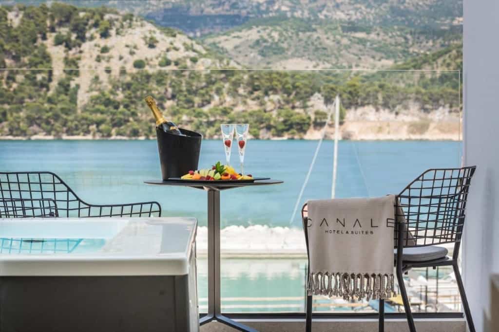 Canale Hotel & Suites - a sophisticated, relaxing and beautiful accommodation ideally located near the center of Argostoli