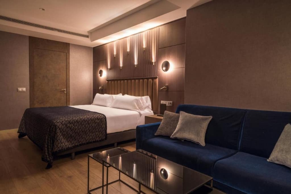Catalonia Gran Vía Bilbao - a new, chic and trendy hotel located in the heart of the city 