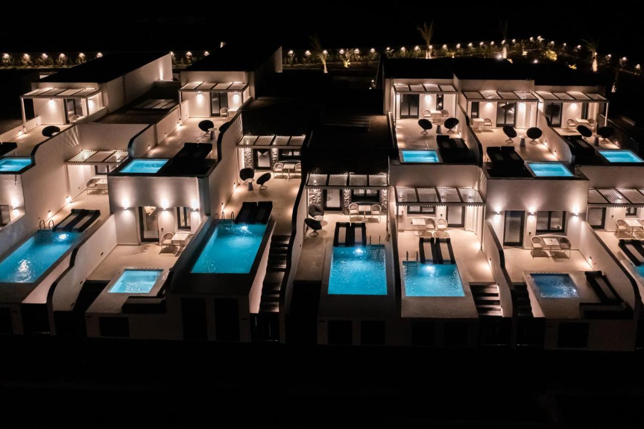 Cresanto Luxury Suites Santorini