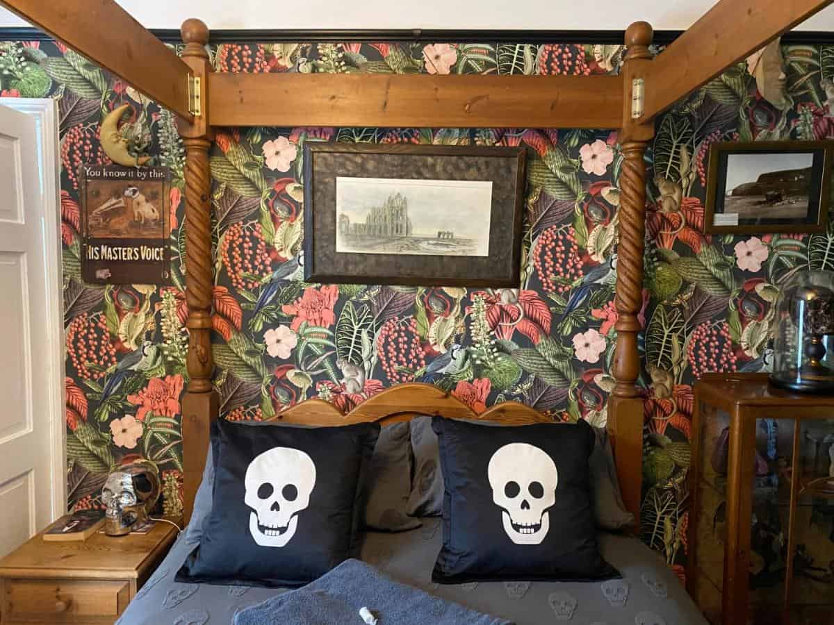 Dracula Rooms - an eclectic, swanky and Gothic-themed guesthouse1