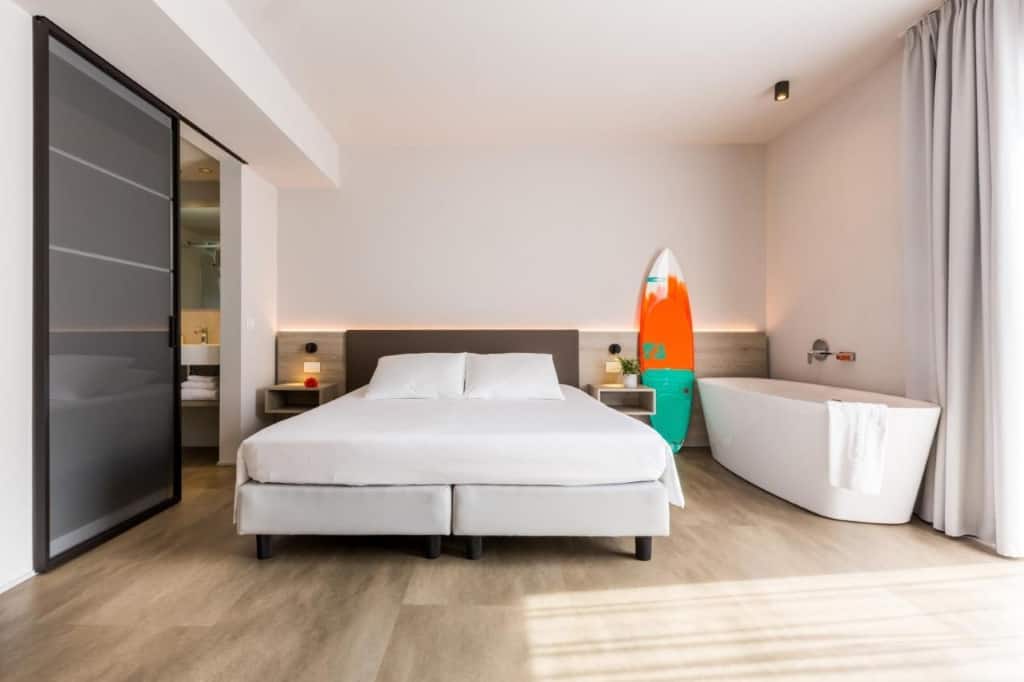 GoTì Hotel - a vibrant, sleek and quiet hotel with hip features located in the heart of Torbole