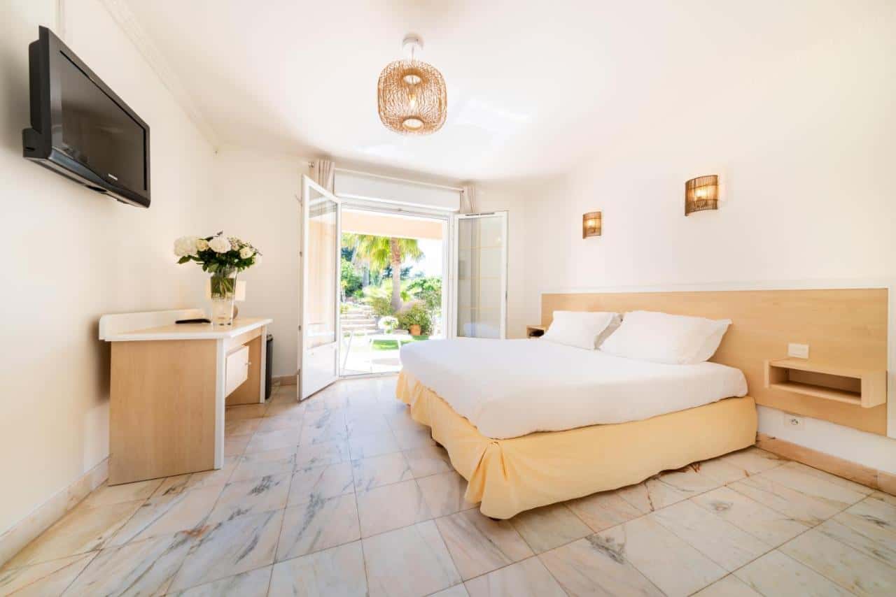 Hotel Brin d'Azur - Saint Tropez - a sophisticated and bright hotel1