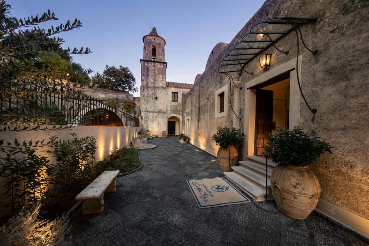 Monastero Santa Rosa Hotel & Spa - an intimate oasis of style2