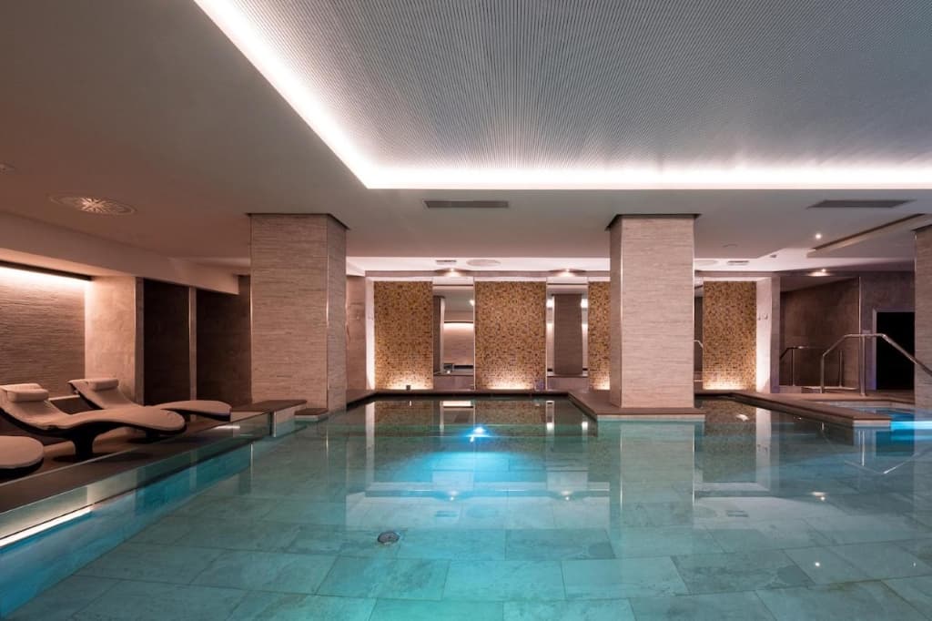 Smy Carlos V Wellness & Spa Alghero - a spacious, upscale and sleek hotel featuring a lavish spa and wellness center