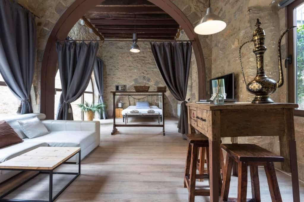 AS Palau dels Alemanys - a spacious, rustic and hip accommodation where guests have the luxury of a delicious breakfast basket being delivered to their door each morning 
