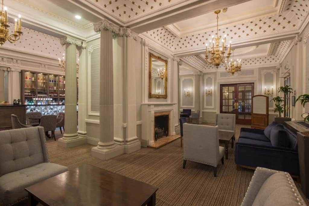 Crowne Plaza - Sheffield, an IHG Hotel - a newly renovated, historic and elegant hotel housed in a grade 2 listed building with a quiet location 