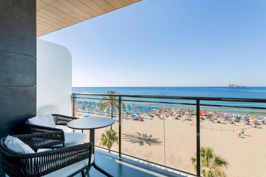 INNSiDE by Meliá Costablanca - Adults Only from 16 - a lavish, trendy and fun hotel where guests can experience a party atmosphere on the rooftop terrace