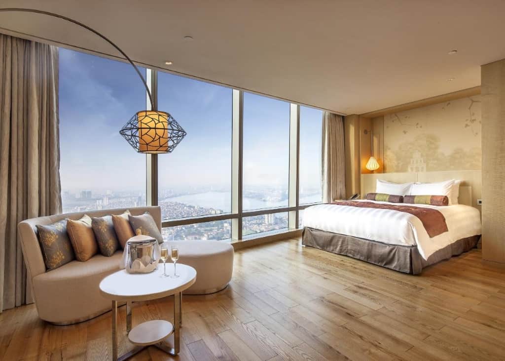 Lotte Hotel Hanoi - a fancy, spacious and 5-star hotel where guests can enjoy breathtaking panoramic views overlooking the city 