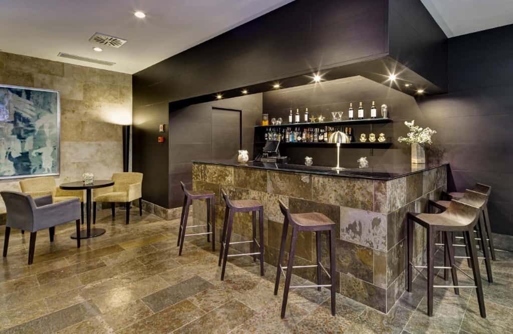 Sercotel Puerta de la Catedral - a bright, traditional and modern accommodation steps away from Salamanca's Cathedrals
