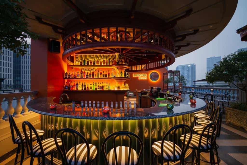 Smarana Hanoi Heritage - a 5-star, creative and themed hotel with an interior design inspired by Hang Trong's artwork