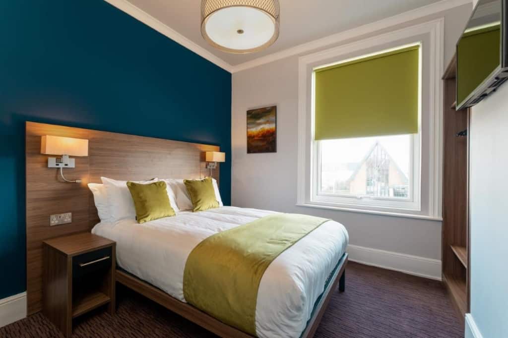 St Andrews Hotel - a vibrant, historic and quirky accommodation in close proximity to local popular attractions