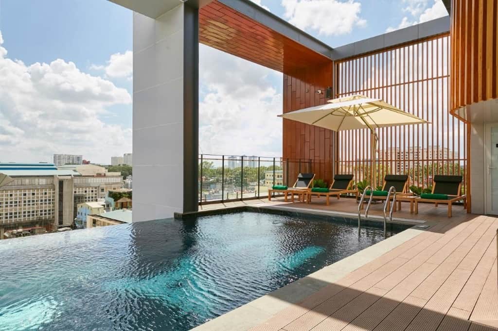 Zazz Urban Ho Chi Minh - a hip, vibrant and eco-friendly hotel providing guests with an outdoor pool and fitness center