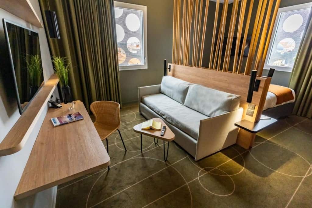 Hotel Golden Tulip Montpellier Centre St Roch - a cool, trendy and urban hotel perfect for Millennials and Gen Zs
