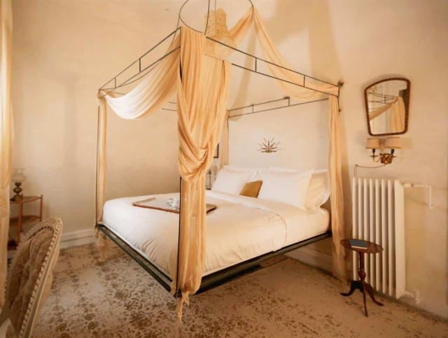 Bedroom at Shila l Global Grasshopper – travel inspiration for the road less travelled